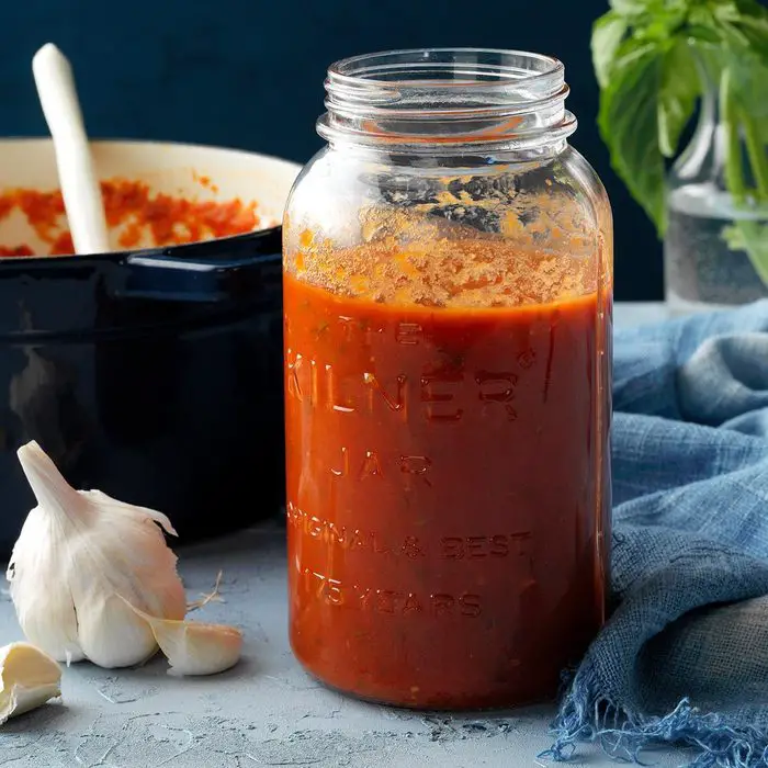 11 Types of Pasta Sauce + Recipes and How to Use Them
