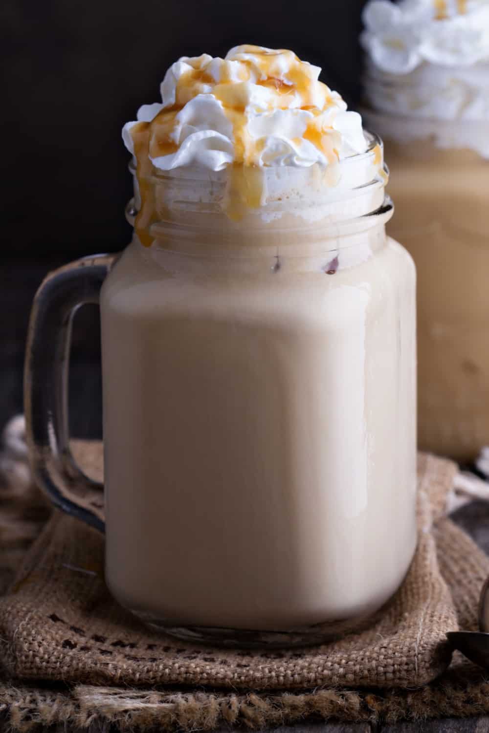 8 Easy Steps to Make Starbucks White Chocolate Mocha at Home