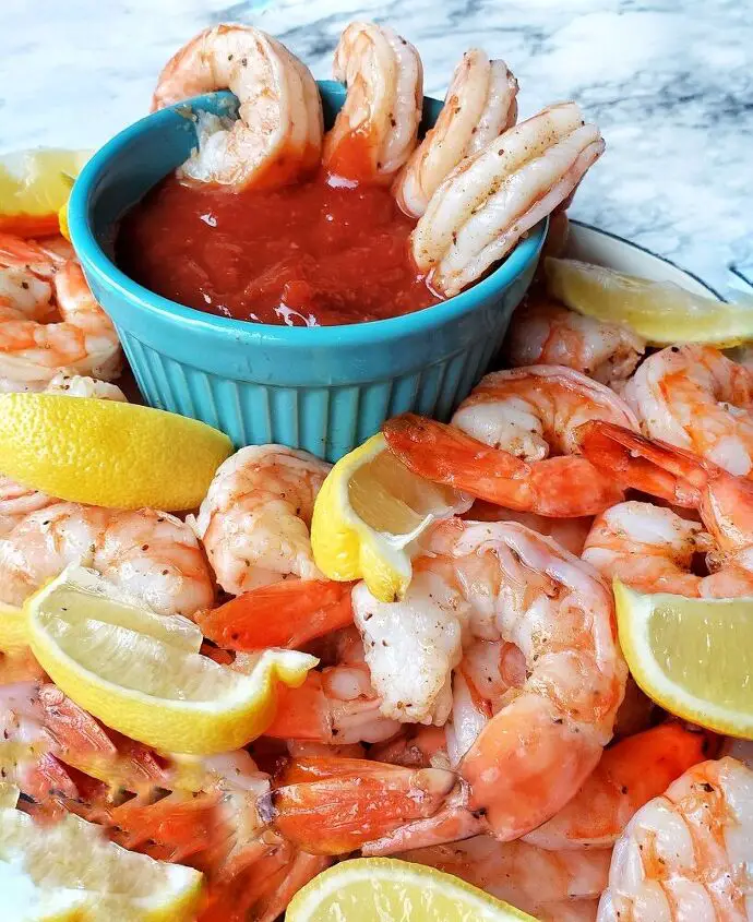 Amazing and Easy Shrimp Cocktail With Homemade Sauce