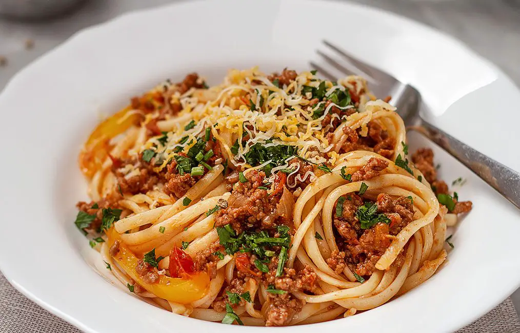 Beef Ragû with Spaghetti Recipe  Eatwell101