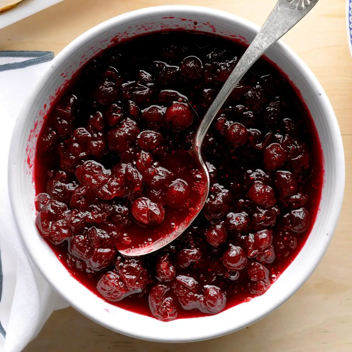 Cranberry Sauce Recipe: How to Make It