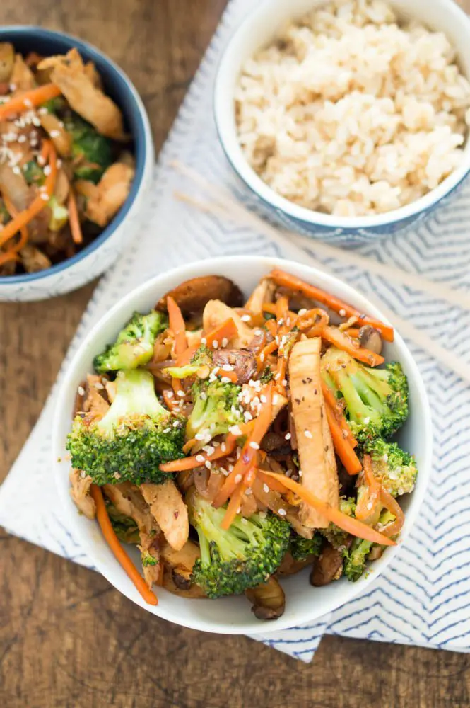 Easy Chicken Stir Fry (30 minute meal!)