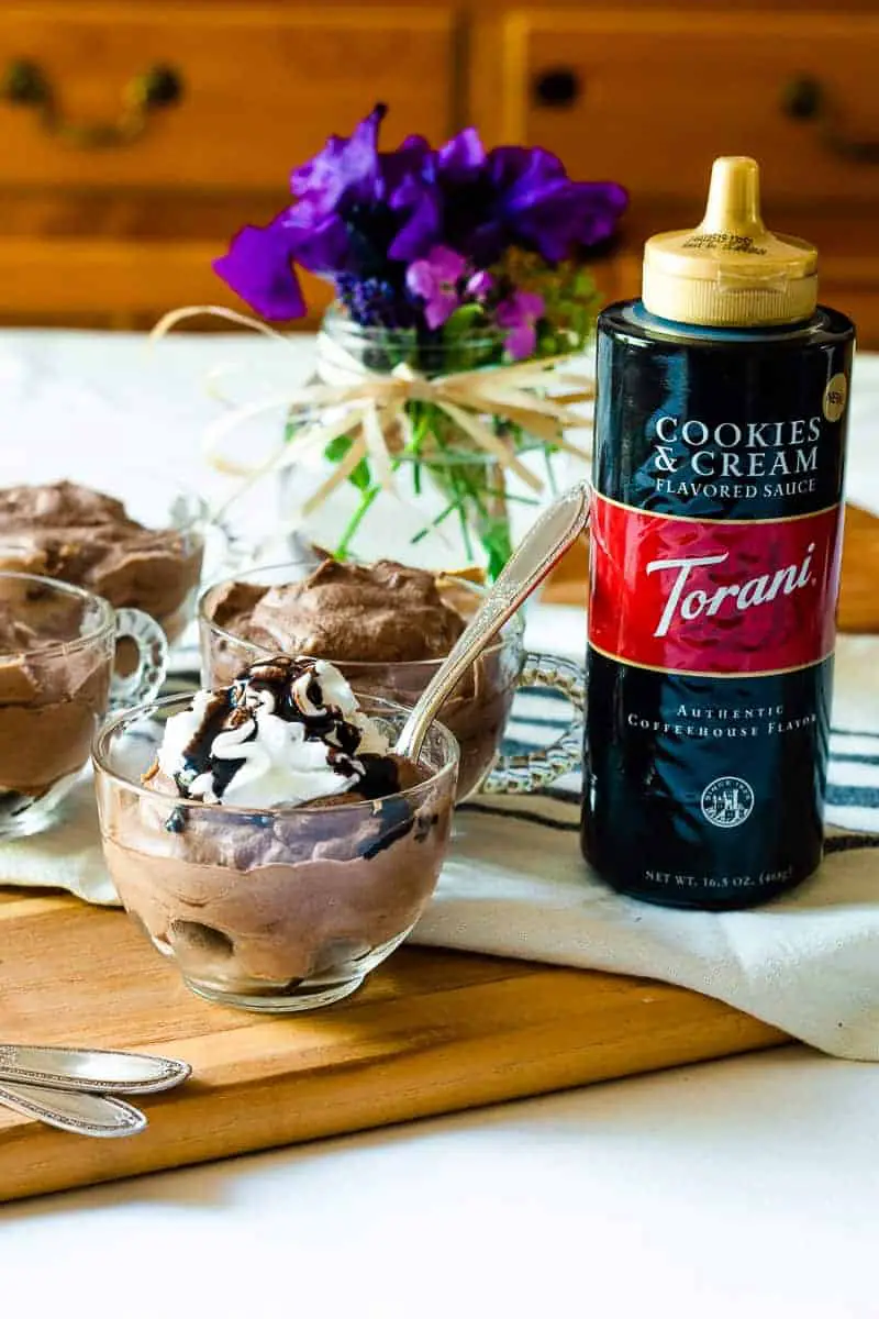 Easy Homemade Cookies and Cream Chocolate Mousse