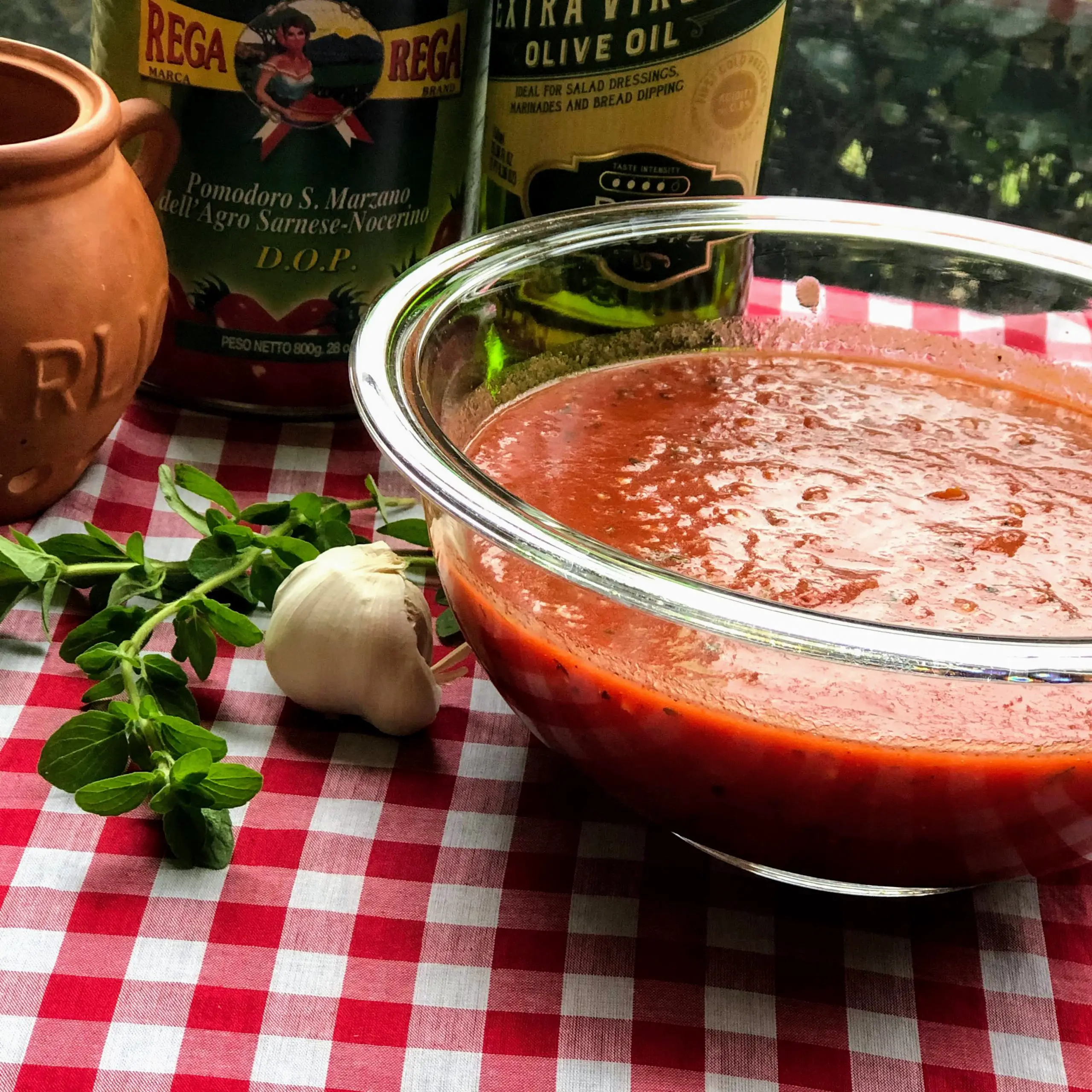 Easy Keto Homemade Tomato Sauce Recipe