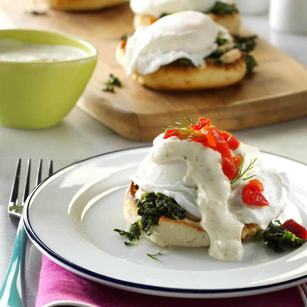 Eggs Benedict with Dill Sauce Recipe