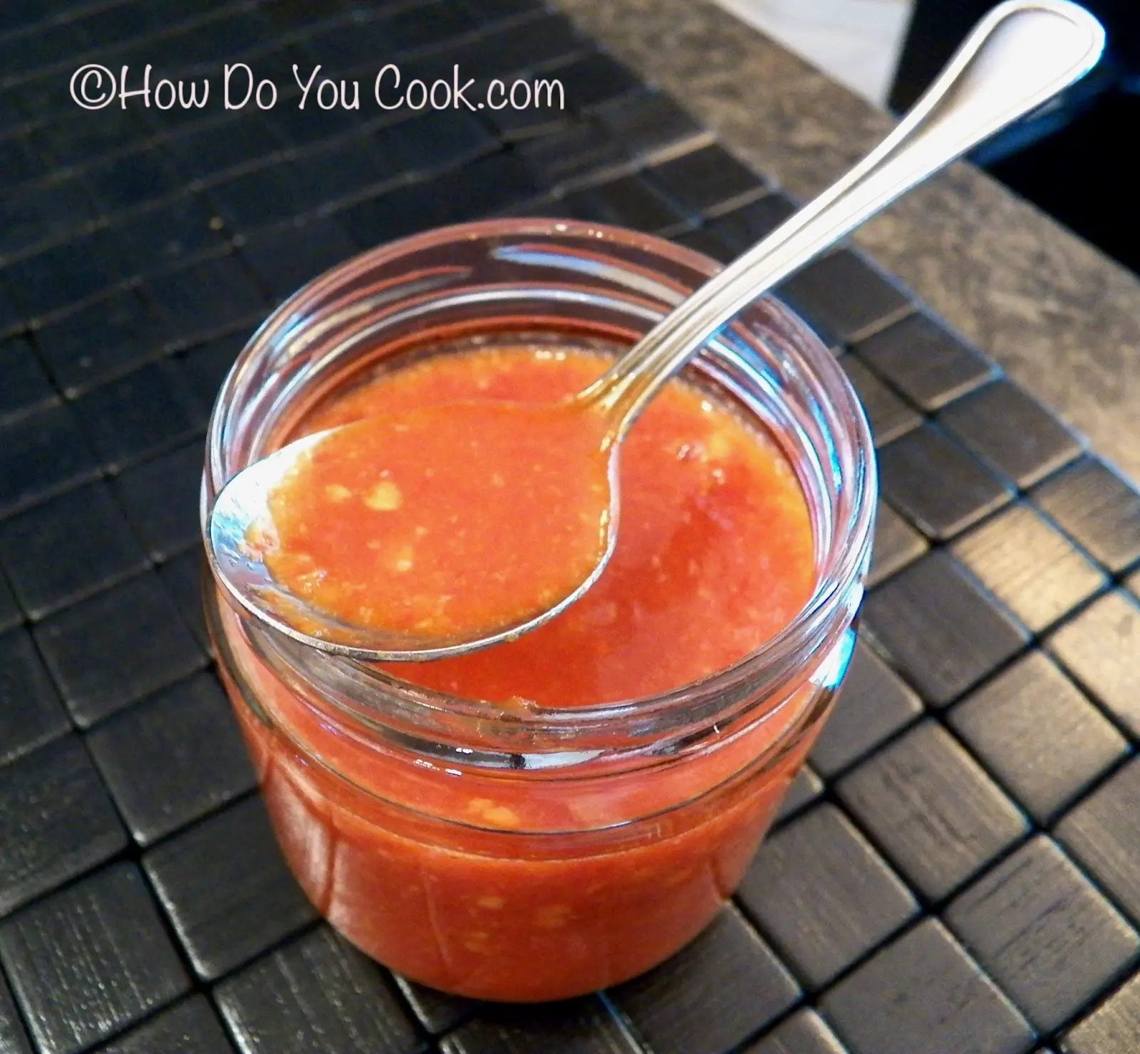 How Do You Cook.com: Cowhorn Pepper Sriracha Sauce