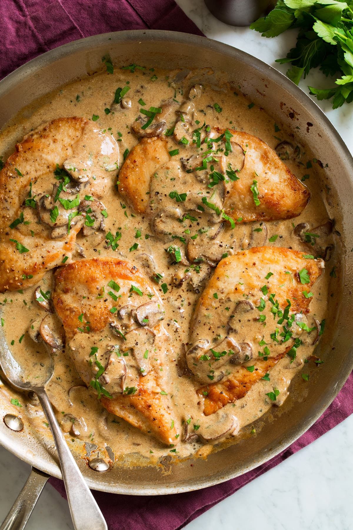 How+to+make+Chicken+Marsala+with+Creamy+Marsala+Sauce in ...