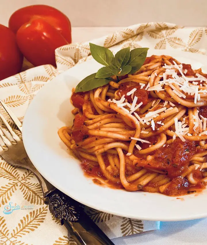 Instant Pot Spaghetti with Homemade Tomato Sauce