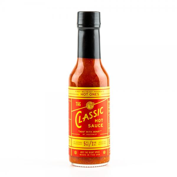 Köp Hot Ones The Classic Hot Sauce 148ml hos Coopers Candy