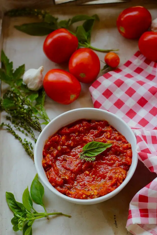 Marinara Sauce from scratch using fresh tomatoes