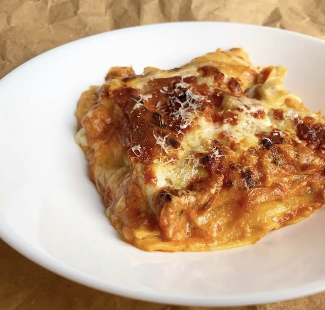 Ragù and béchamel sauce lasagna