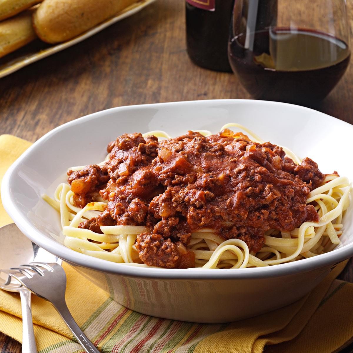 Savory Spaghetti Sauce Recipe: How to Make It