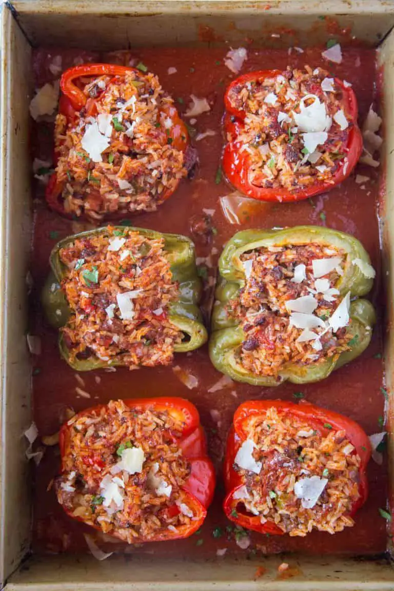 Stuffed Peppers with beef, rice, tomato sauce, onions and ...