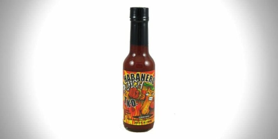 The 16 Hottest Hot Sauce in The World (2021 Buying Guide)